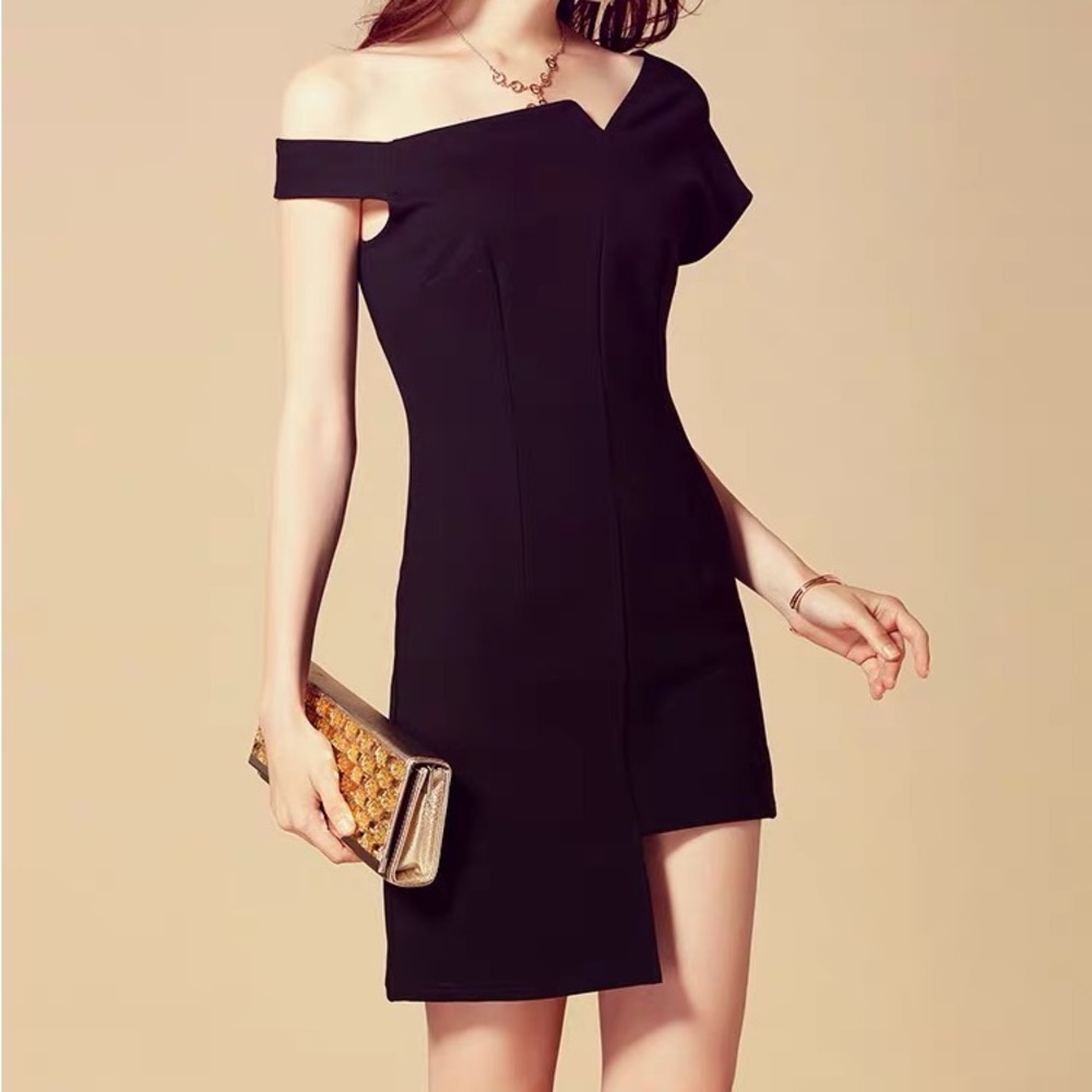 Mini dress, size small, would like to sell all for $120.